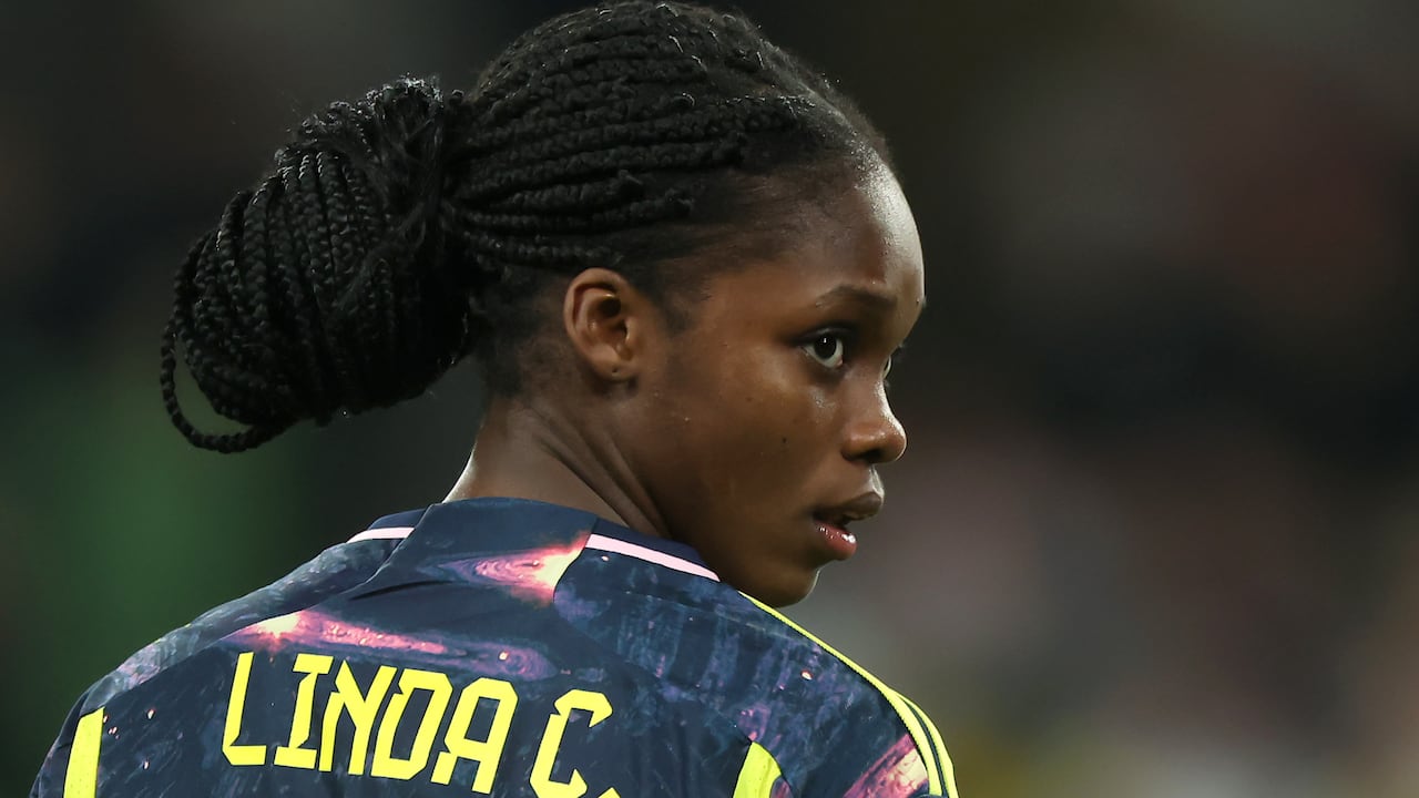 Linda Caicedo ya visualiza lo que será el choque ante las inglesas.