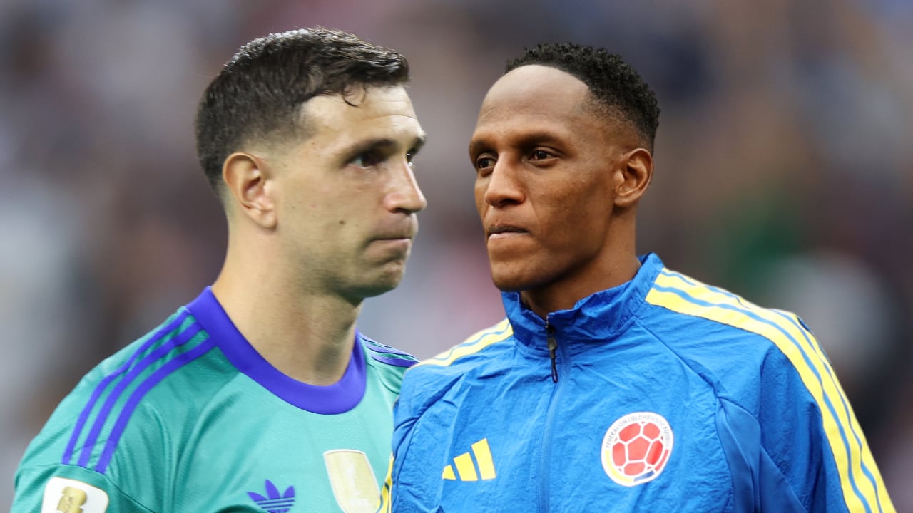 ’Dibu’ Martínez y Yerry Mina: un duelo que se inició en 2021 en medio de la Copa América.