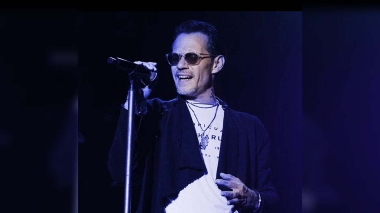 Marc Anthony recibió un “botellazo” en su concierto en Medellín