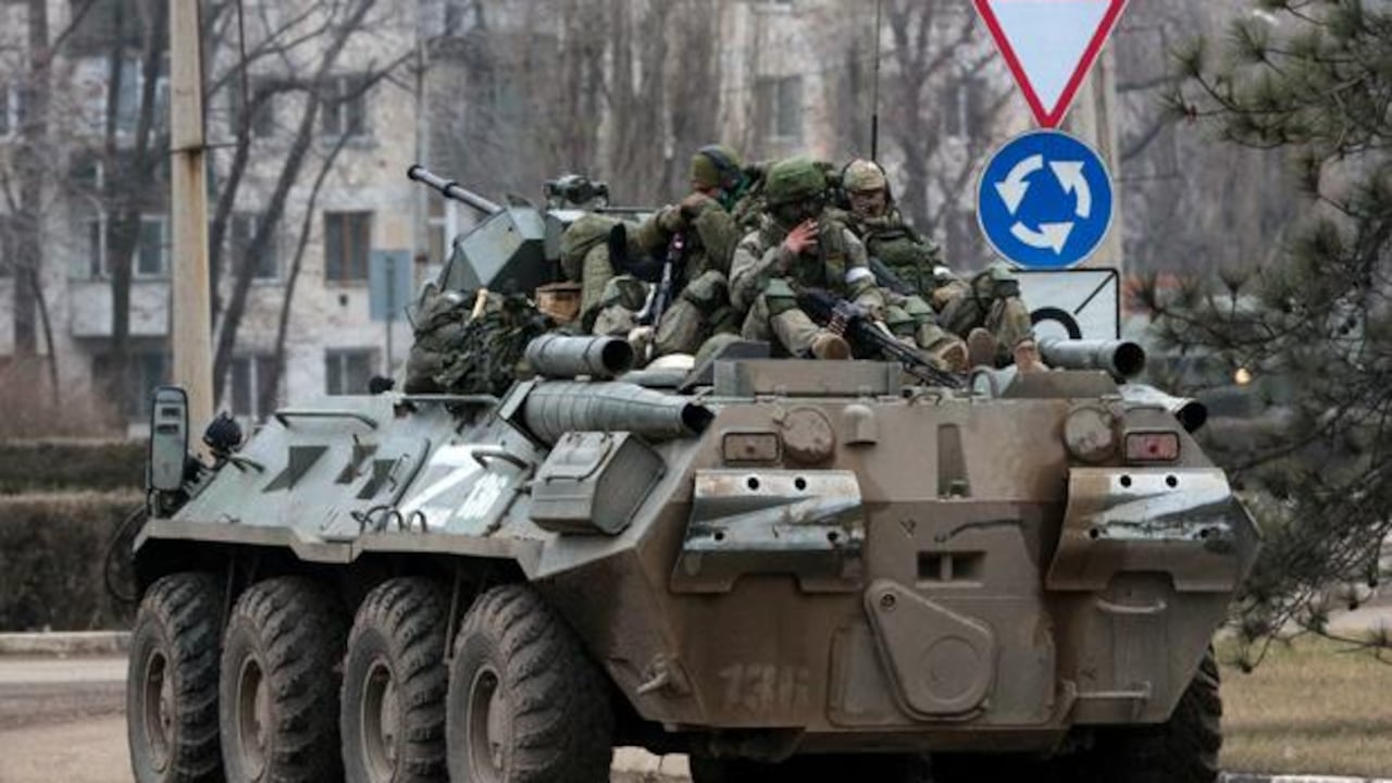 Los convoys rusos no permiten el paso de la ayuda humanitaria. (Foto: Stringer | AFP)