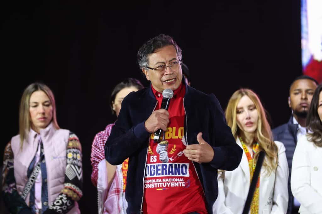Presidente Gustavo Petro en la Plaza de Bolívar