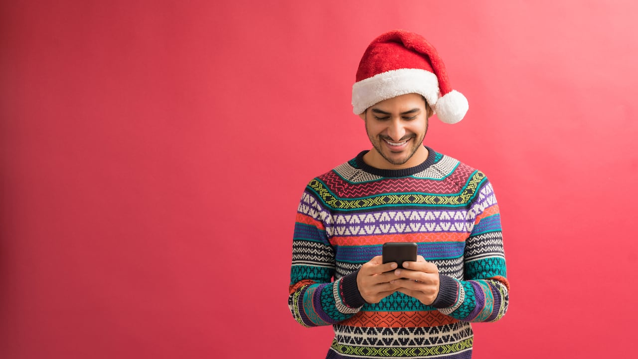 La opción de "Descubrir Aplicaciones de Stickers" abre la puerta a un mundo de opciones creativas.