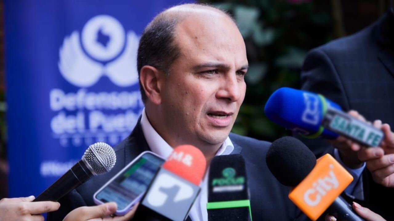 Carlos Camargo Assis, defensor del Pueblo