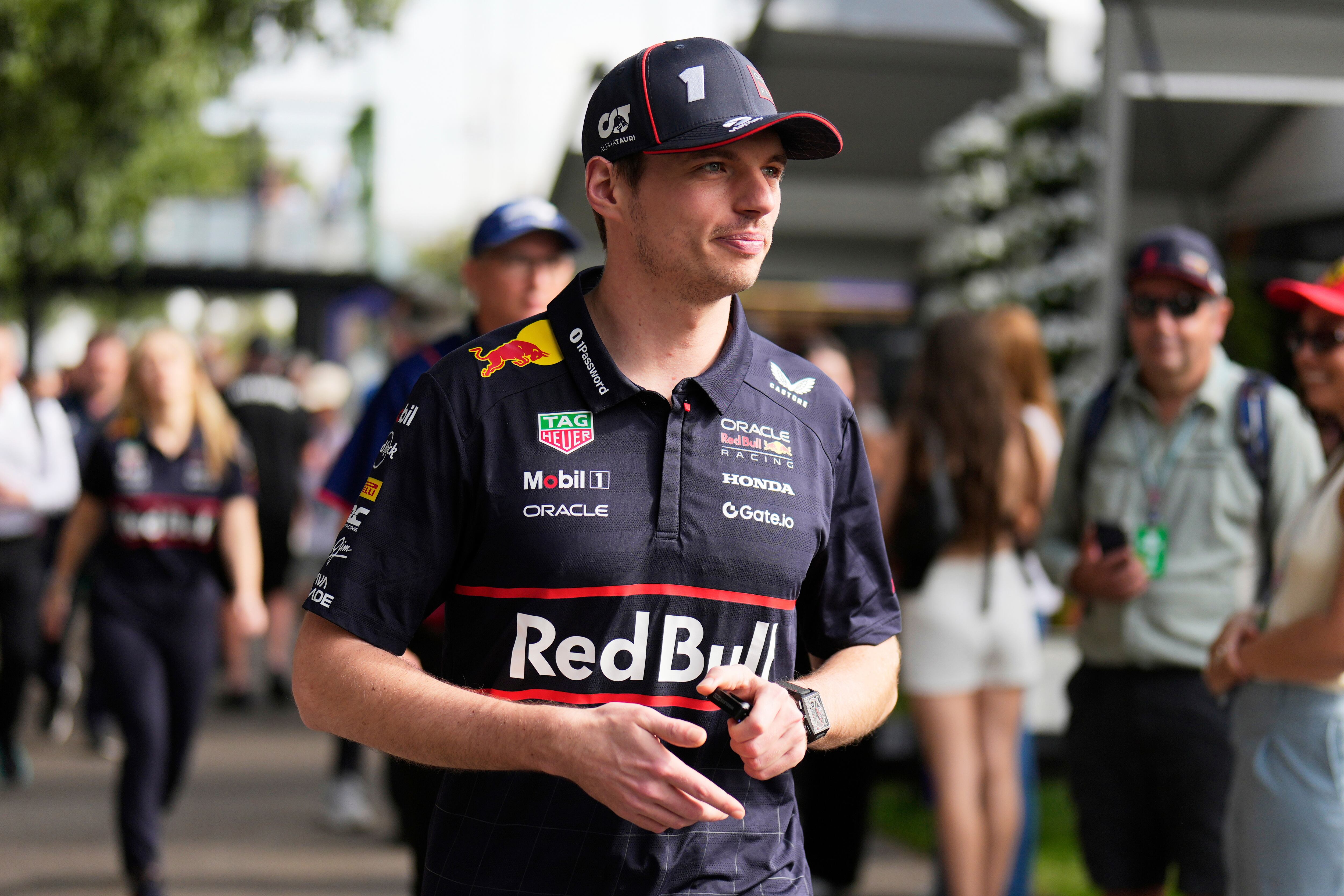 Verstappen, sorprendido tras los dos primeros puestos de McLaren en Australia.
