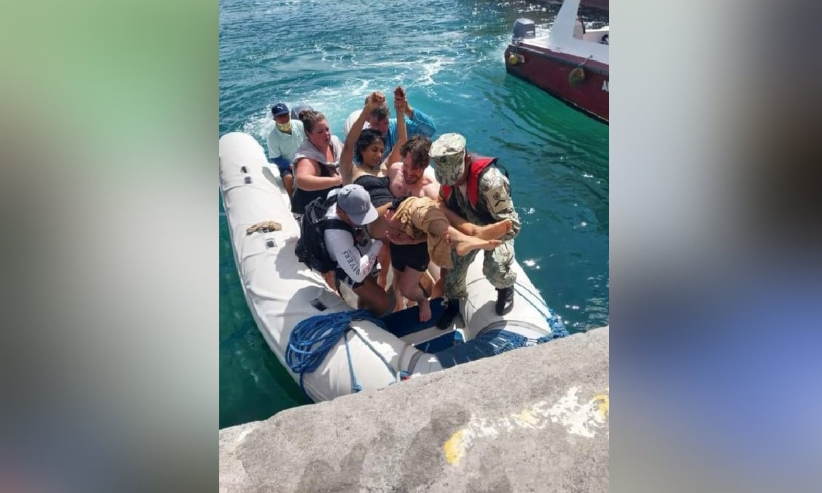 La mujer tuvo que ser trasladada posteriormente a Guayaquil.