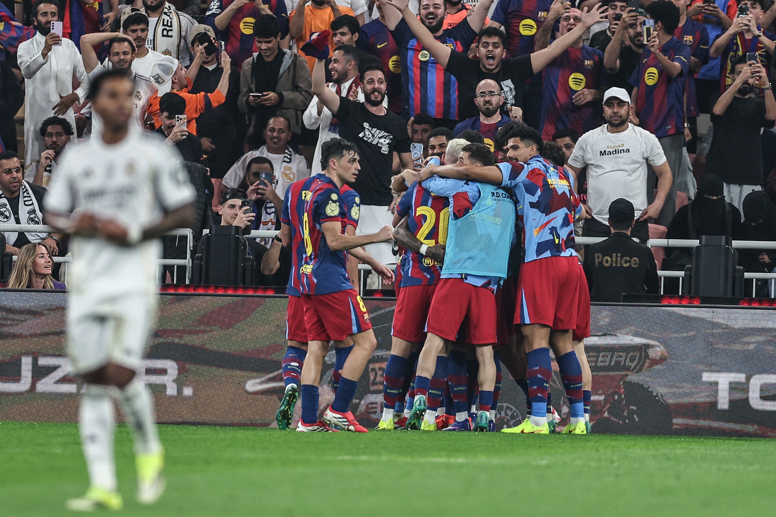 Barcelona defendió al título de la Supercopa de España ante Real Madrid