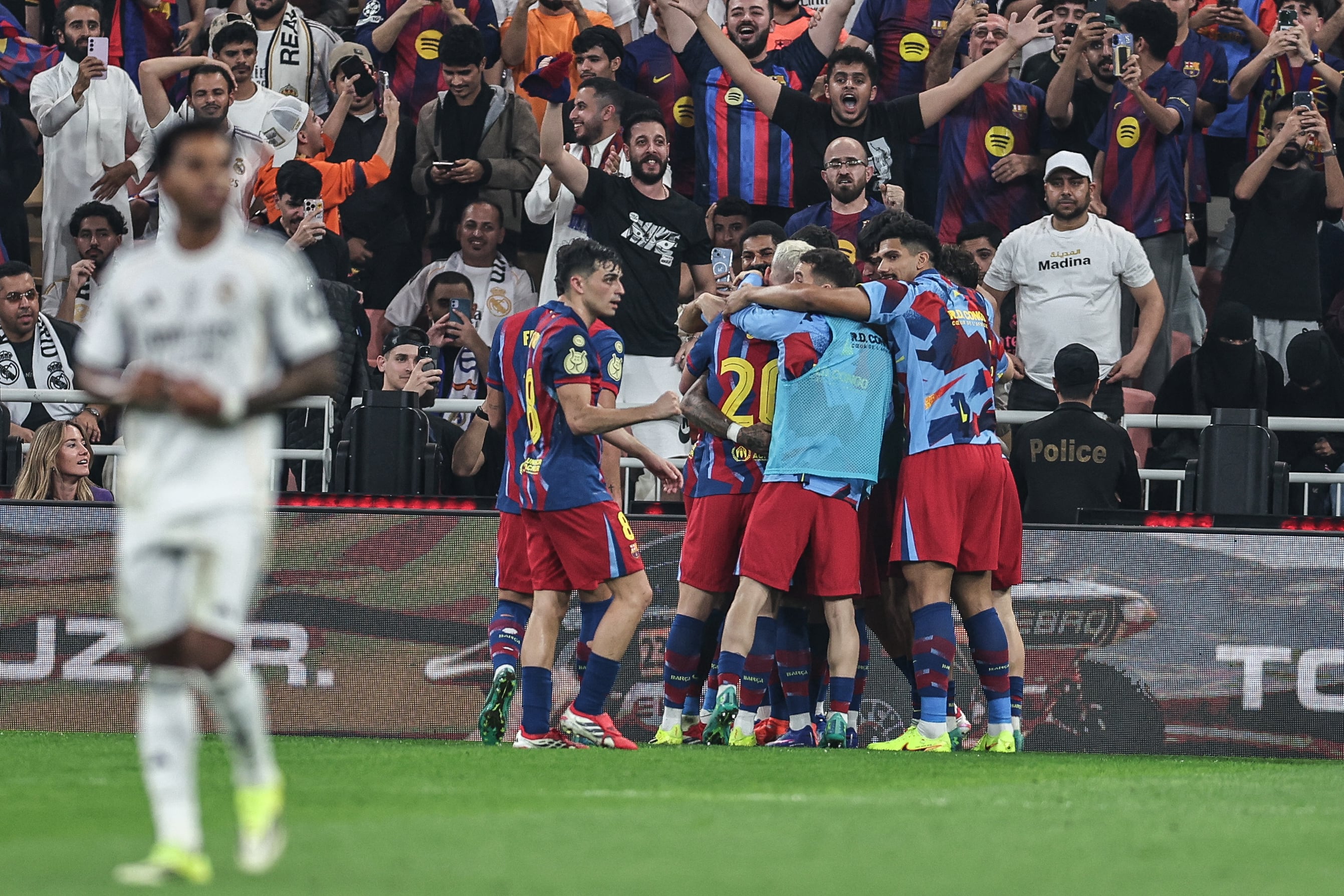 Barcelona defendió al título de la Supercopa de España ante Real Madrid