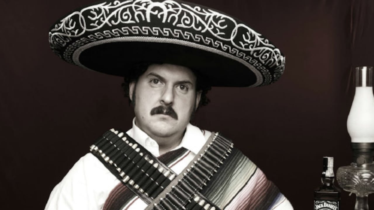 Las librerías de Buenos Aíres se han llenado de libros sobre ‘capos’, y la prensa no deja de registrar el exito de la serie ‘Escobar, el patrón del mal’.