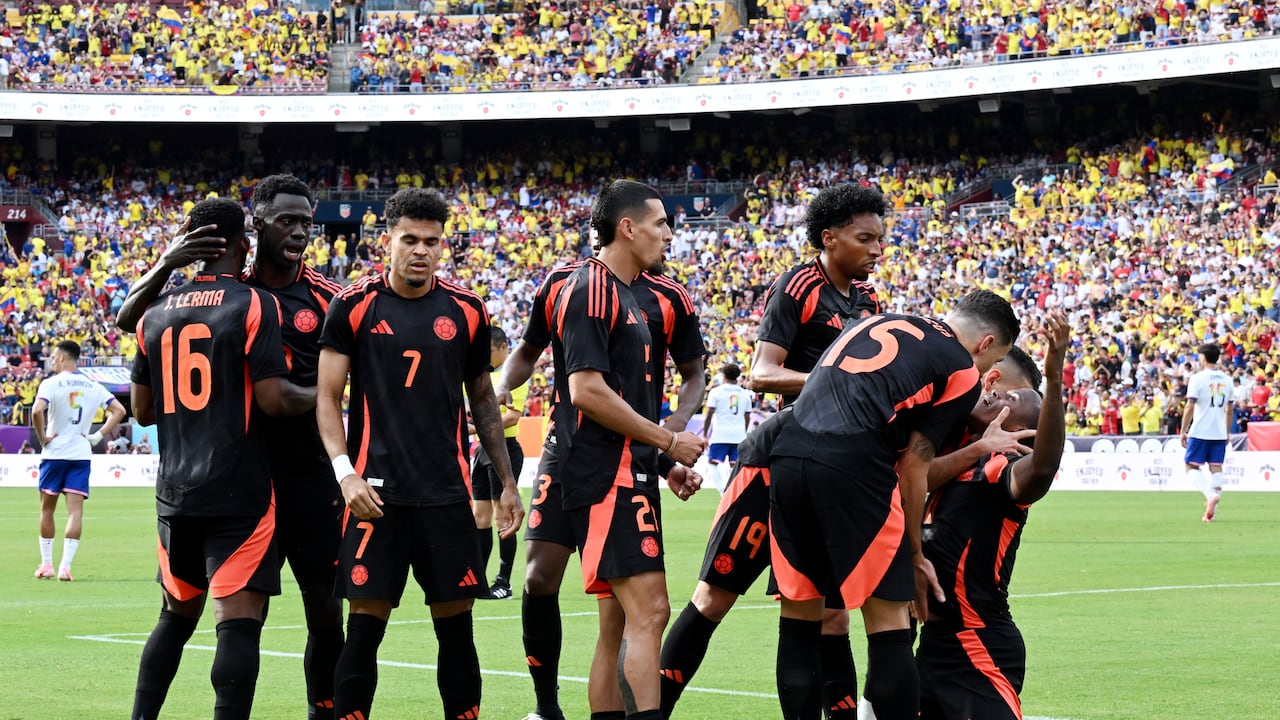 Jhon Arias celebra su gol frente a Estados Unidos en Maryland