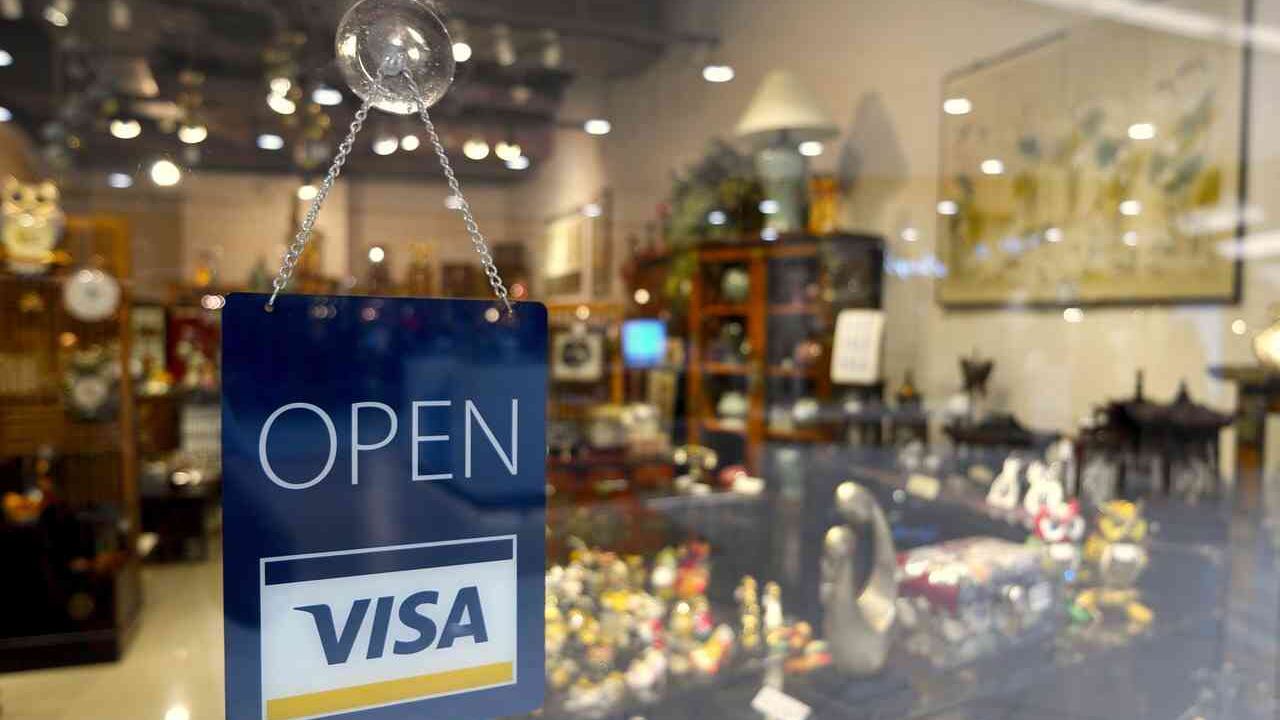 En el área metropolitana se han habilitado 10 centros comerciales.