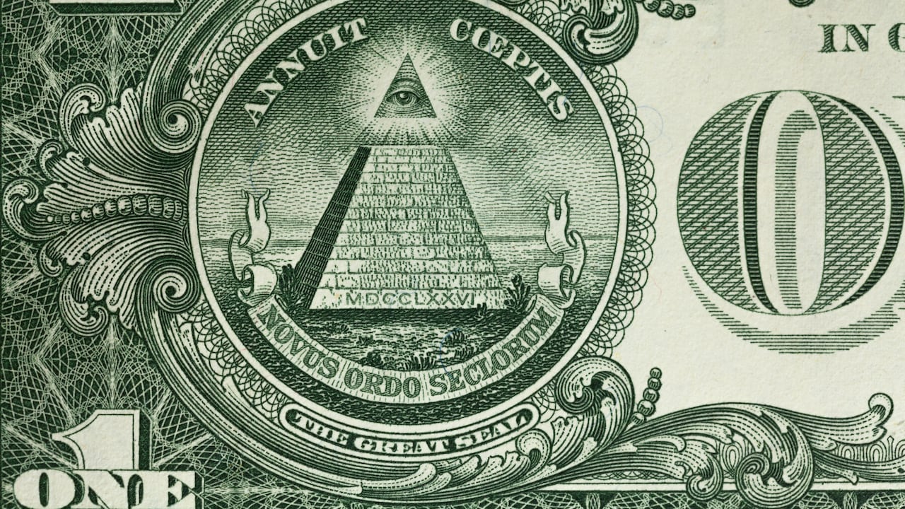 El 20 de junio de 1782 el Congreso Continental adoptó oficialmente el diseño del Gran Sello de los Estados Unidos, consolidando símbolos aún vigentes en la identidad nacional.