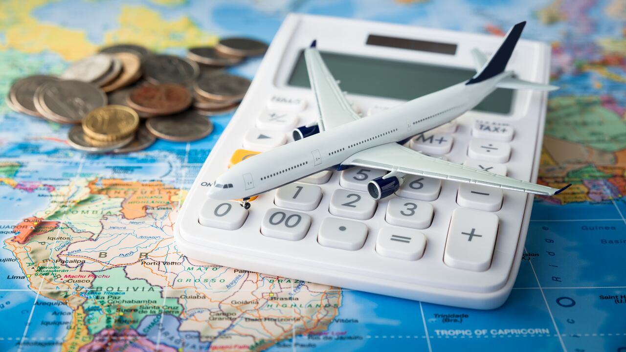 Tenga en cuenta los buenos descuentos que ofrecen aerolíneas colombianas.