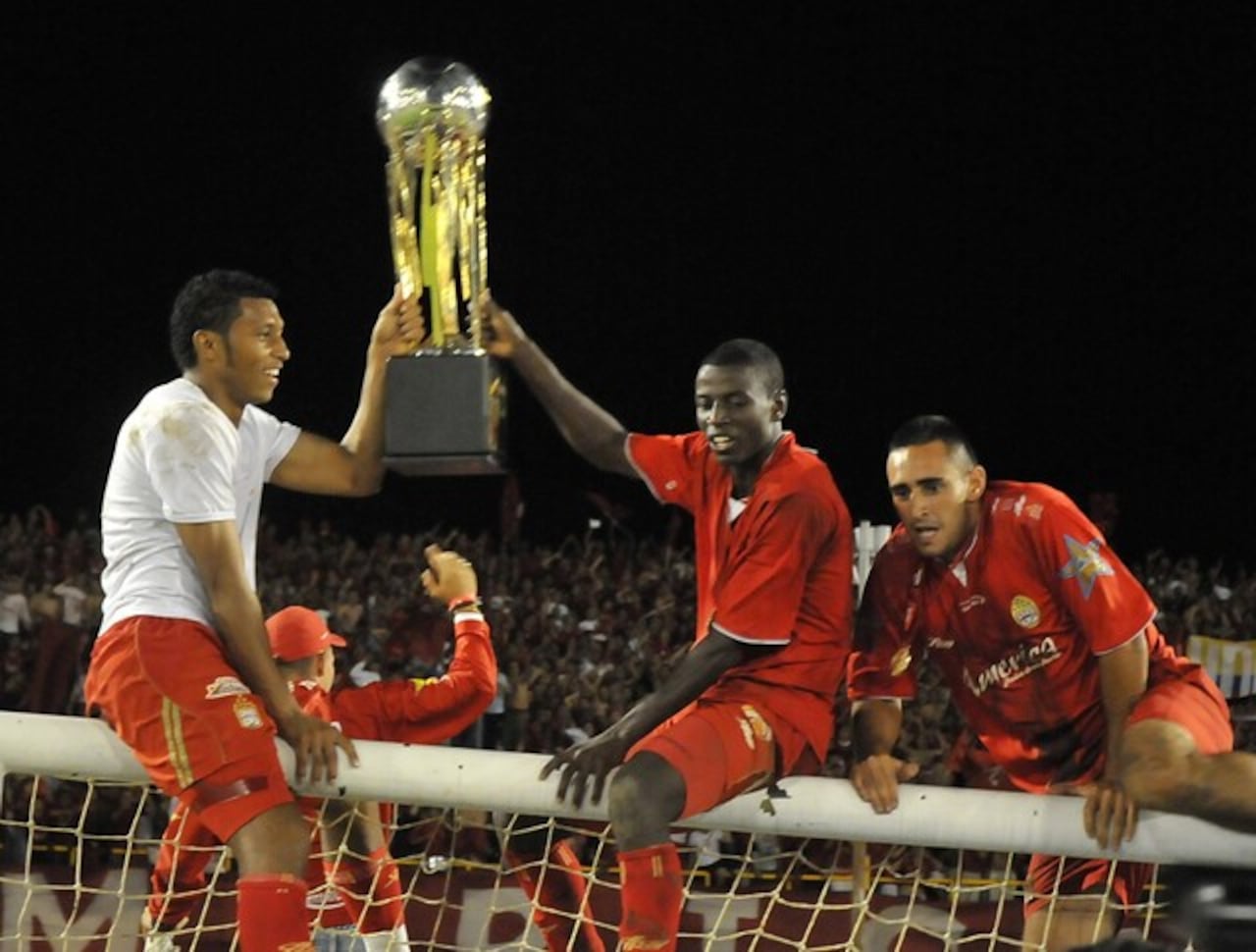 Así celebraba Adrián Ramos la consagración con América de Cali en 2008.