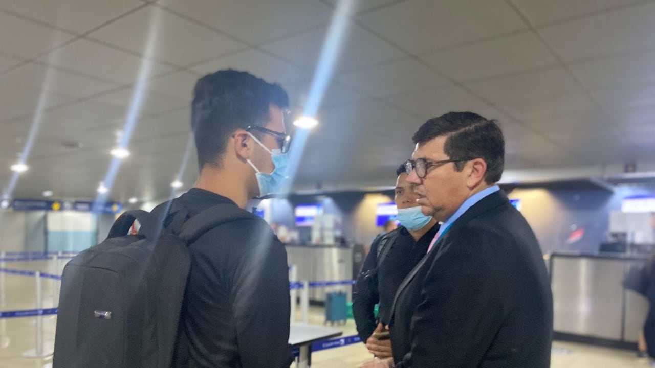 Fotos del Instituto Guatemalteco de Migración publicadas con el operativo de venezolanos retornando a su país.