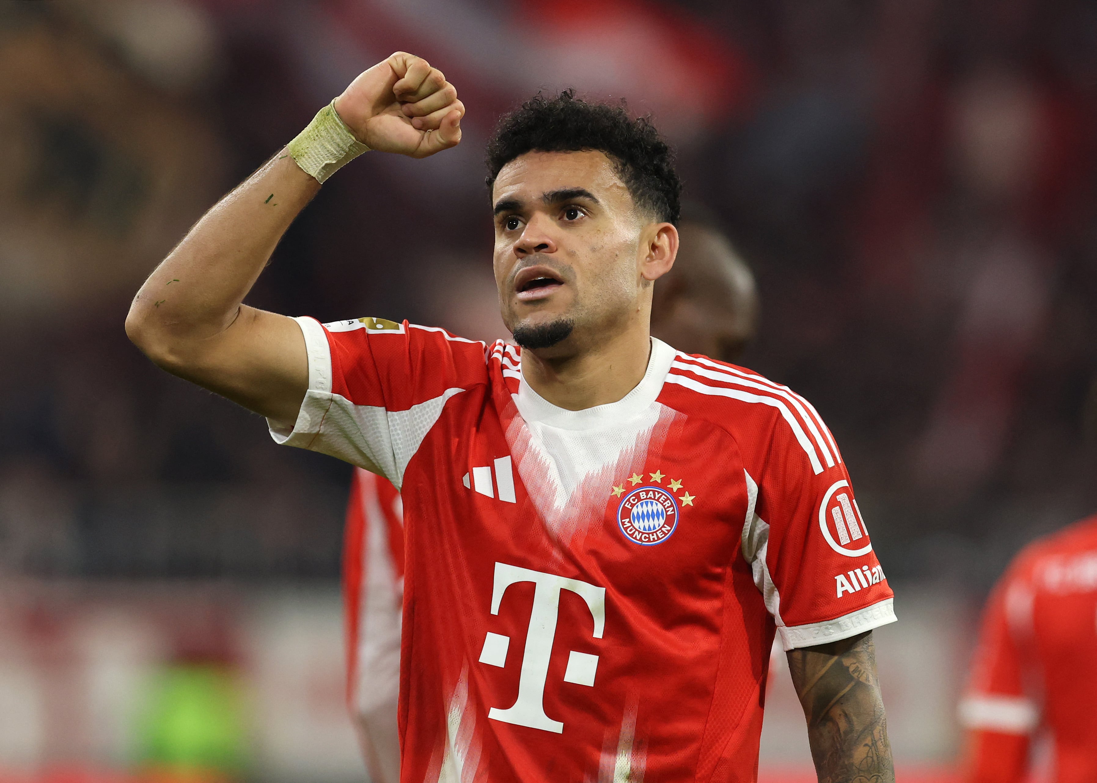 MUNICH, GERMANY - NOVEMBER 29: Luis Diaz of Bayern Munich celebrates scoring his team's second goal during the Bundesliga match between FC Bayern M�nchen and FC St. Pauli at Allianz Arena on November 29, 2025 in Munich, Germany. (Photo by Alexander Hassenstein/Getty Images) (Photo by ALEXANDER HASSENSTEIN / GETTY IMAGES EUROPE / Getty Images via AFP)