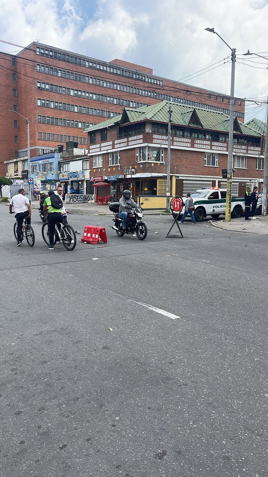 En este sitio se presentó el caso en donde un conductor borracho mató a una persona y dejó heridas a otras seis que utilizaban la ciclovía en Bogotá.