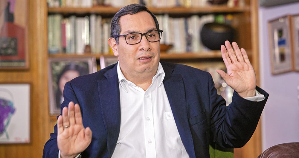 El Panel de Opinión es, esencialmente, un ejercicio de mercadeo, de promoción, de relaciones públicas de Cifras & Conceptos, de César Caballero, en beneficio propio. Un ejercicio que deja muchos interrogantes y dudas sobre su metodología, dice Franco.