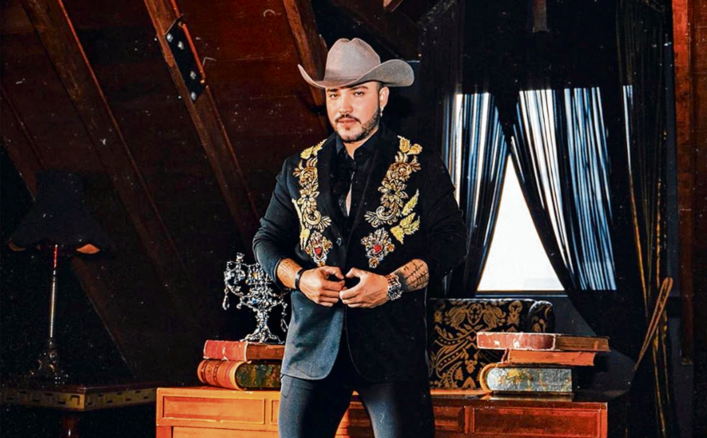 Jessi Uribe nació el 22 de marzo de 1987. Es una de las estrellas del momento de la música popular. 