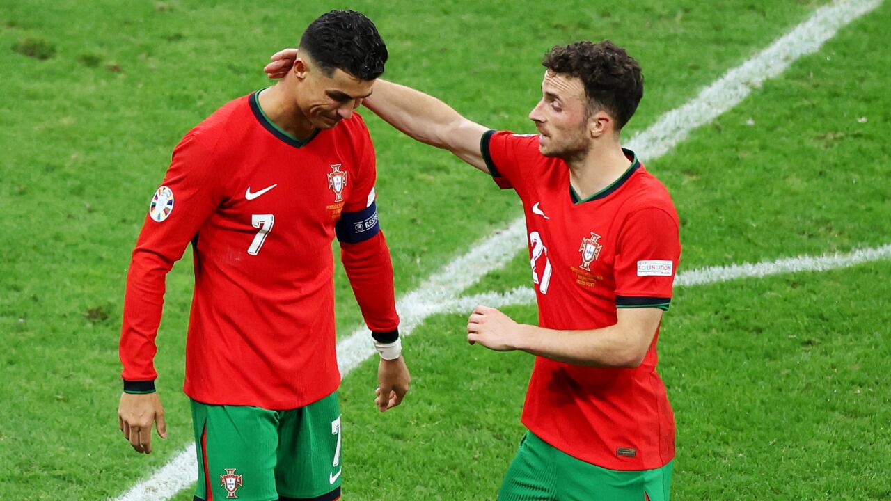 Cristiano Ronaldo y Diogo Jota, compañeros en la Selección de Portugal