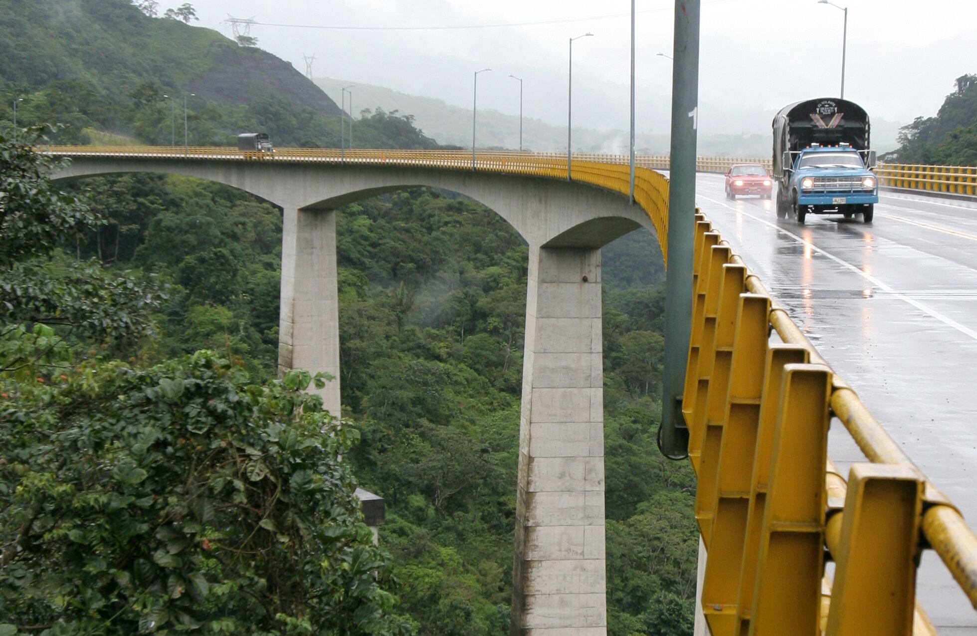 Vía al Llano: Bogotá-Villavicencio.