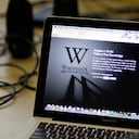 Grandes de internet como Wikipedia protagonizaron este miércoles un apagón digital como medida de presión política.