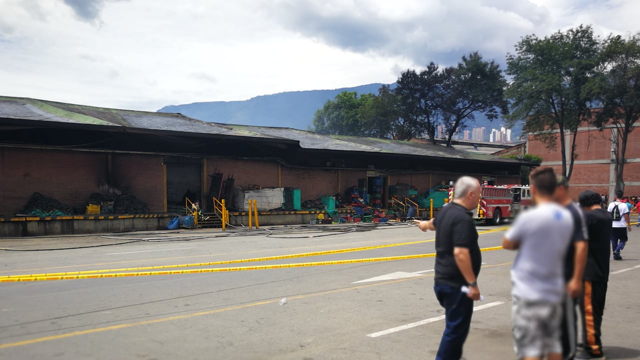 El día del incendio en el bloque 27 Las Malvinas de la Central Mayorista se estimaron las pérdidas materiales en 20 mil millones de pesos.