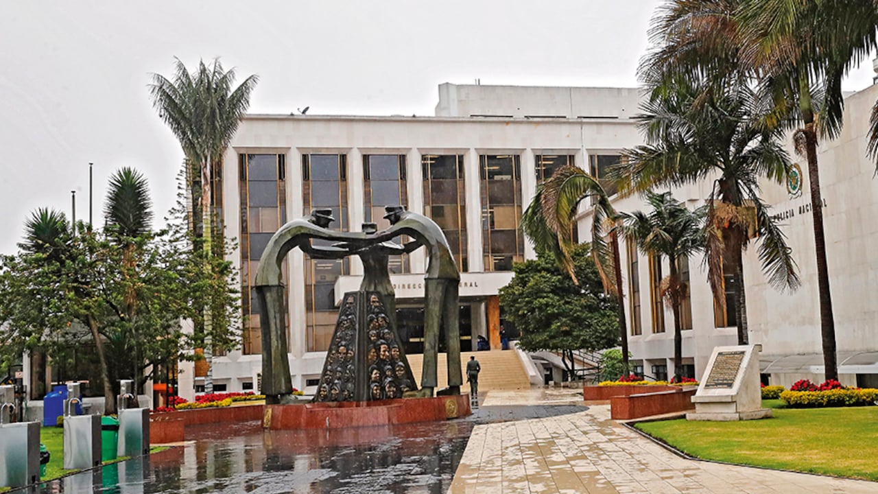 Pese a los reportes que hizo el mayor William Moreno sobre irregularidades en varias obras, la Policía no habría evitado un detrimento patrimonial.