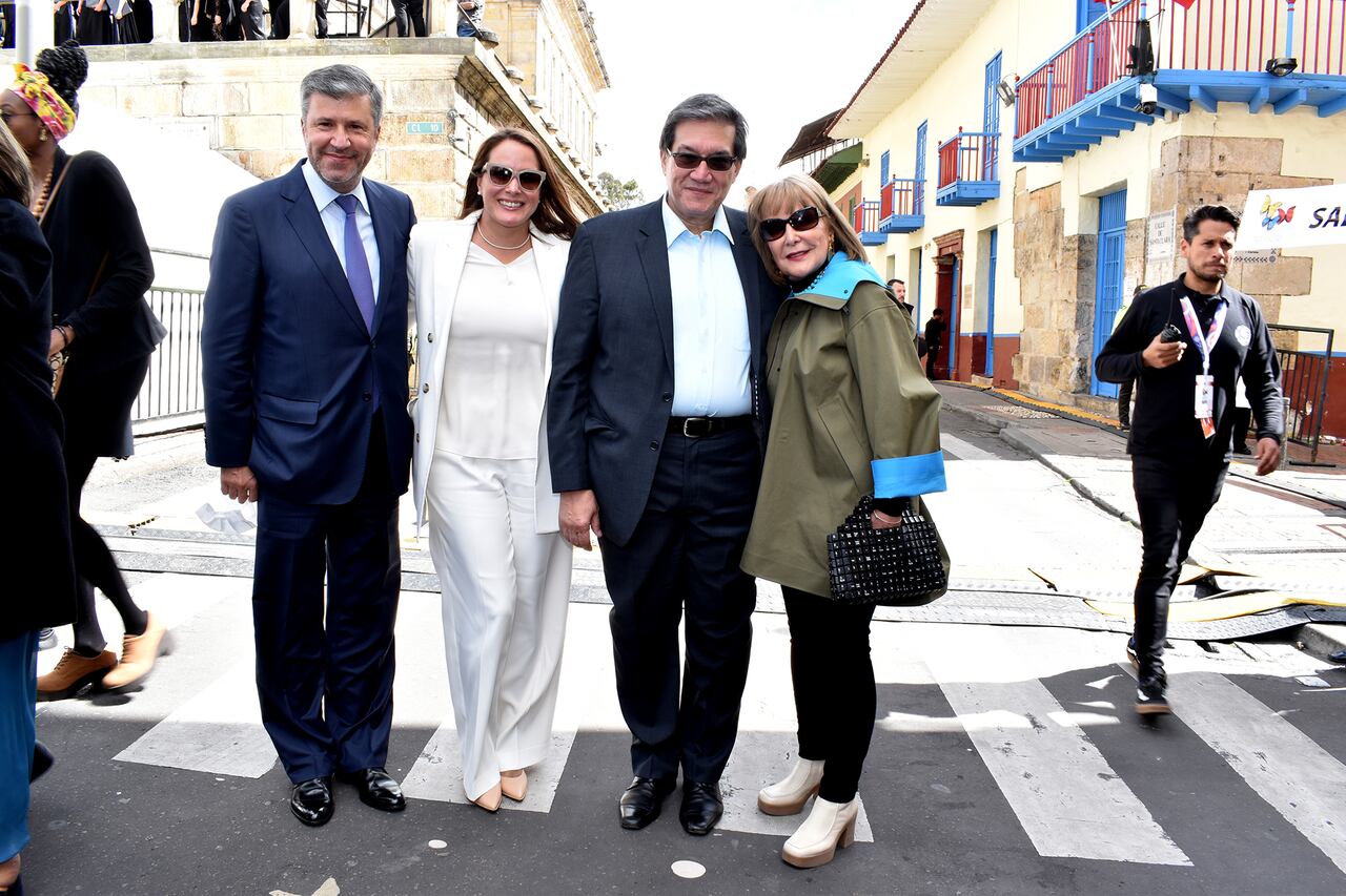 Invitados POSESIÓN GUSTAVO PETRO