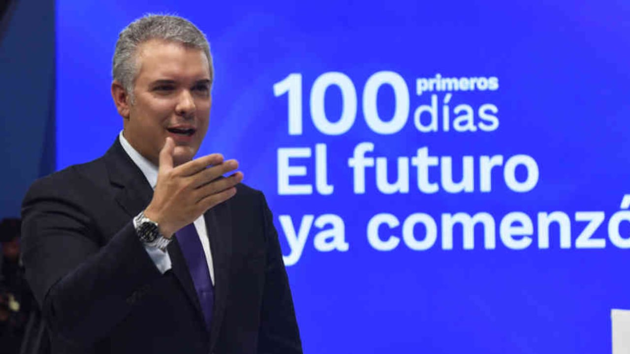 El presidente estuvo acompañado de todos los miembros en la transmisión del balance, que se hizo por el Canal Institucional.