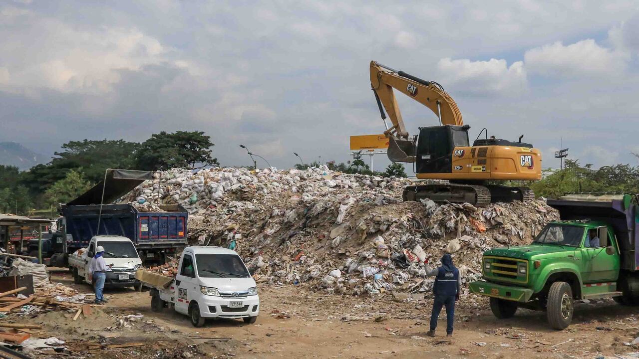 Escombrera de la 50 en Cali está a tope; autoridades están preparando otro espacio para depósito de residuos sólidos.