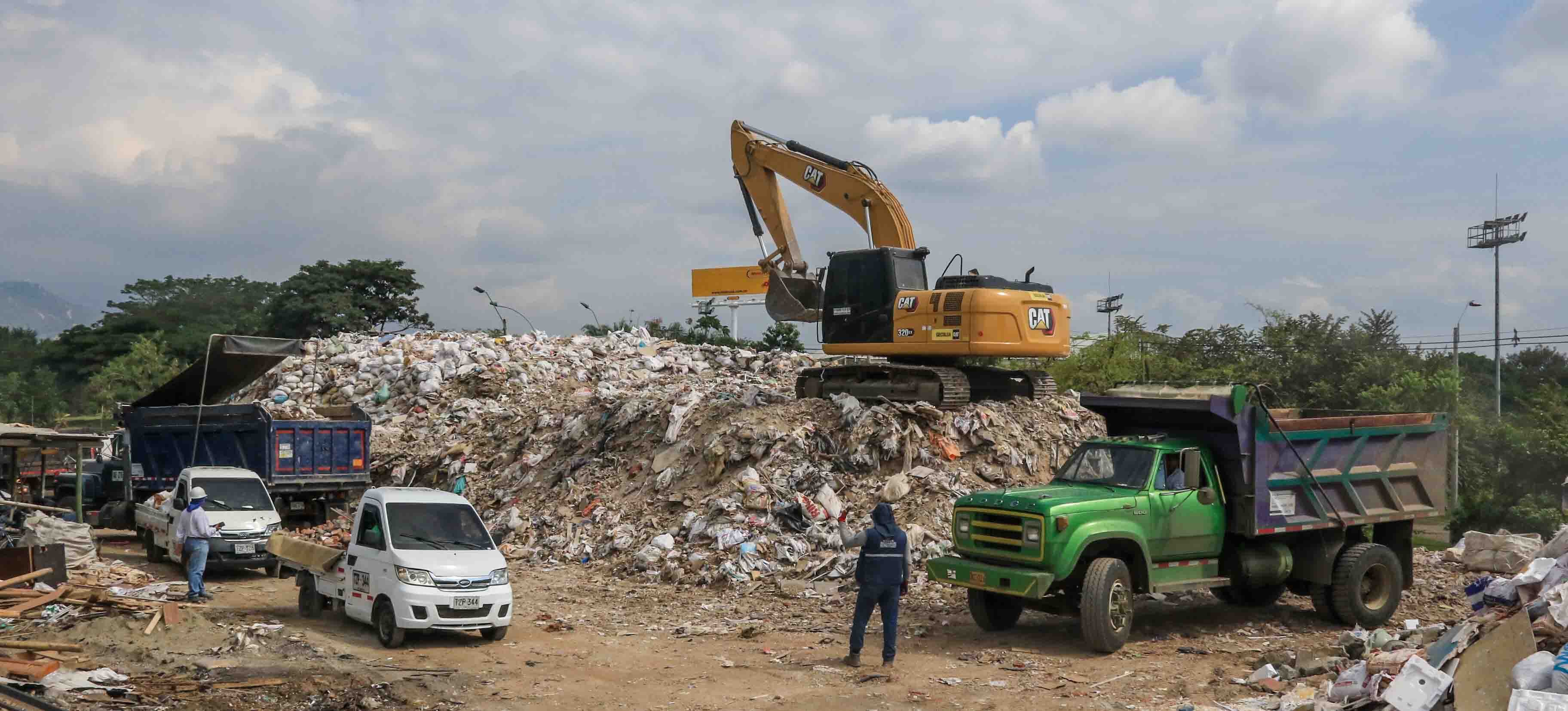 Escombrera de la 50 en Cali está a tope; autoridades están preparando otro espacio para depósito de residuos sólidos.