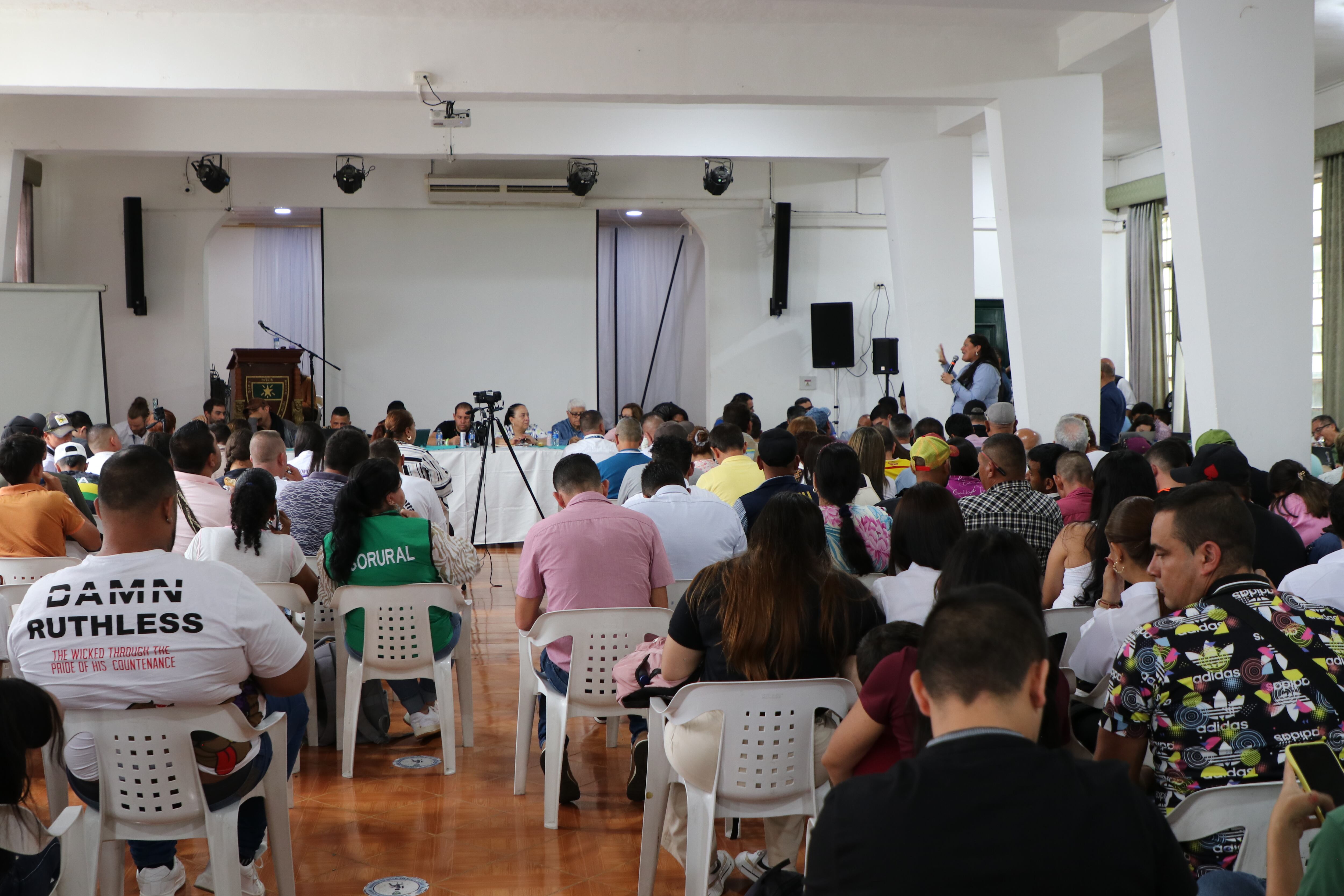 Comunidades del Catatumbo piden a mesa de diálogos entre Gobierno y Estado Mayor Central de las Farc mantener el cese al fuego