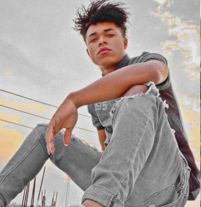 Ander Jafeth Salas Mejía tiene 22 años.