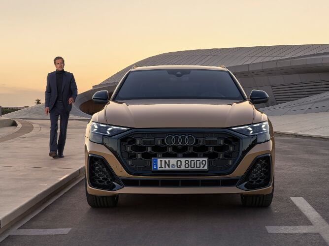 Luis Díaz eligió el mismo carro que su compañero Harry Kane, un Audi q8 55 tfsi.