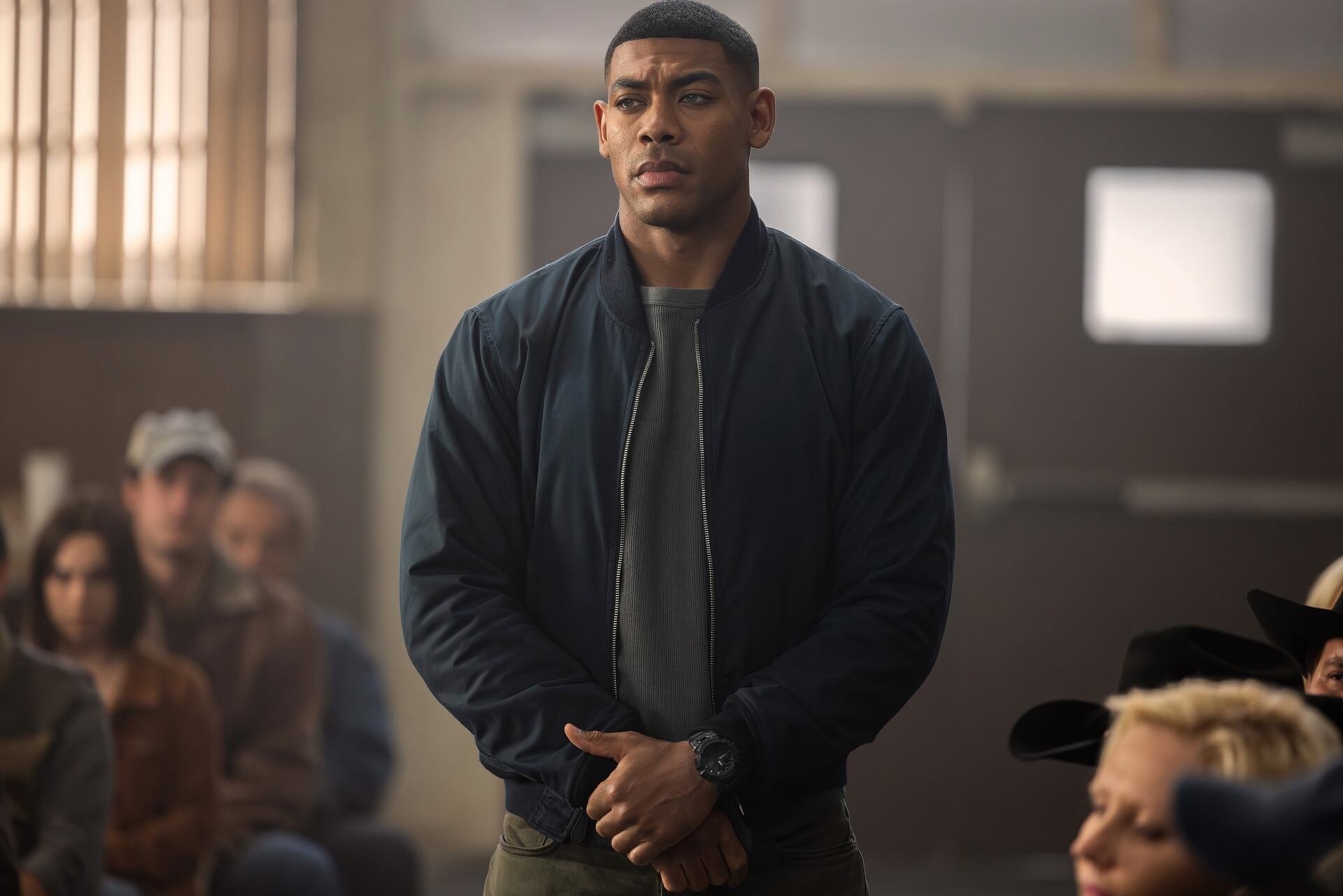 LINTERNAS, una producción de DC Studios y Warner Bros. Television protagonizada por Kyle Chandler, Aaron Pierre y Kelly Macdonald. La serie tiene previsto su estreno este agosto por HBO y HBO Max.