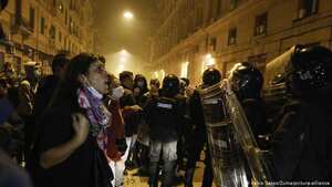 Protestas en Italia contra las medidas restrictivas para frenar el coronavirus. Foto: DW
