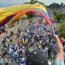Marcha en Cali en el día internacional del Trabajo.