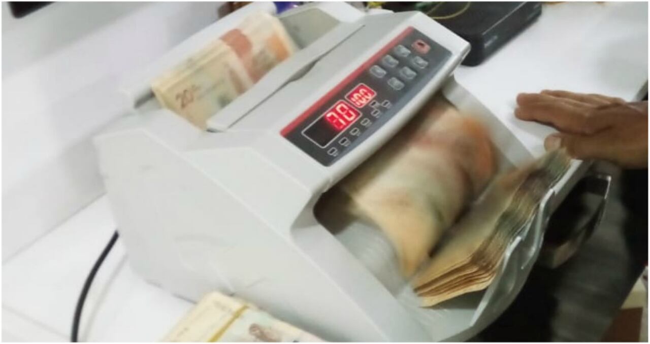 El dinero hallado en una vivienda en Cali