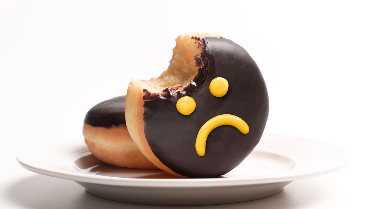 Algunos alimentos y productos son nocivos para la salud de la piel.