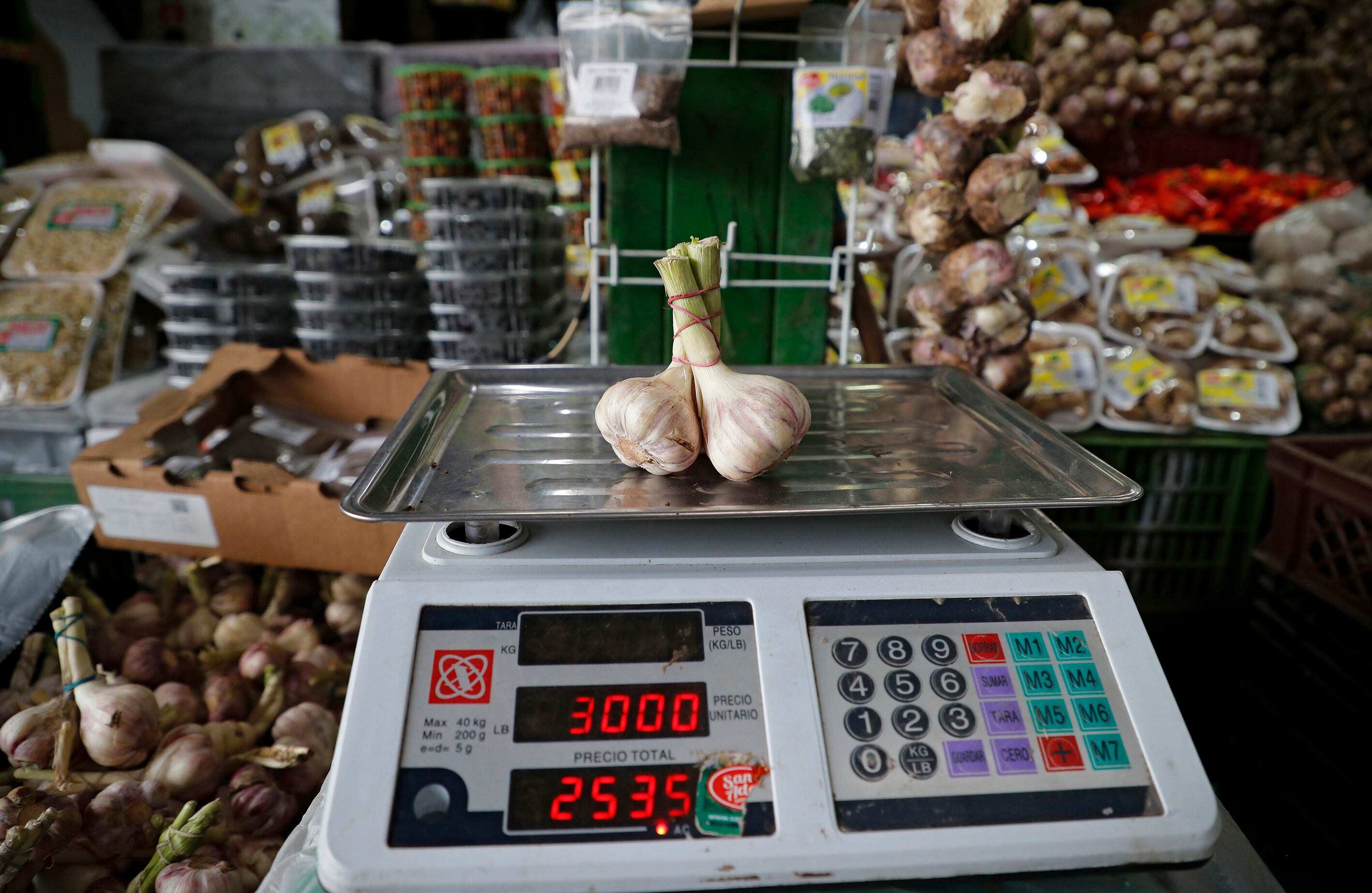 Los rostros del hambre que deja el alto costo de los alimentos