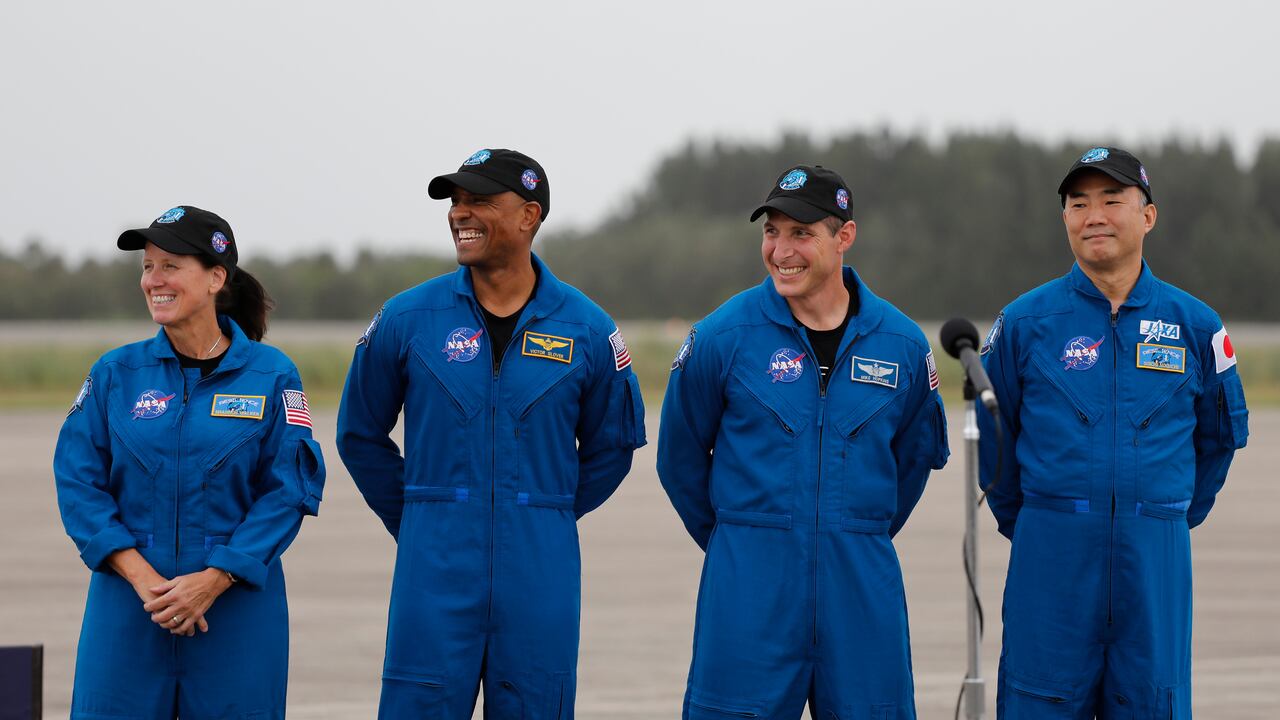 SpaceX alista vuelo a Estación Espacial Internacional con cuatro astronautas