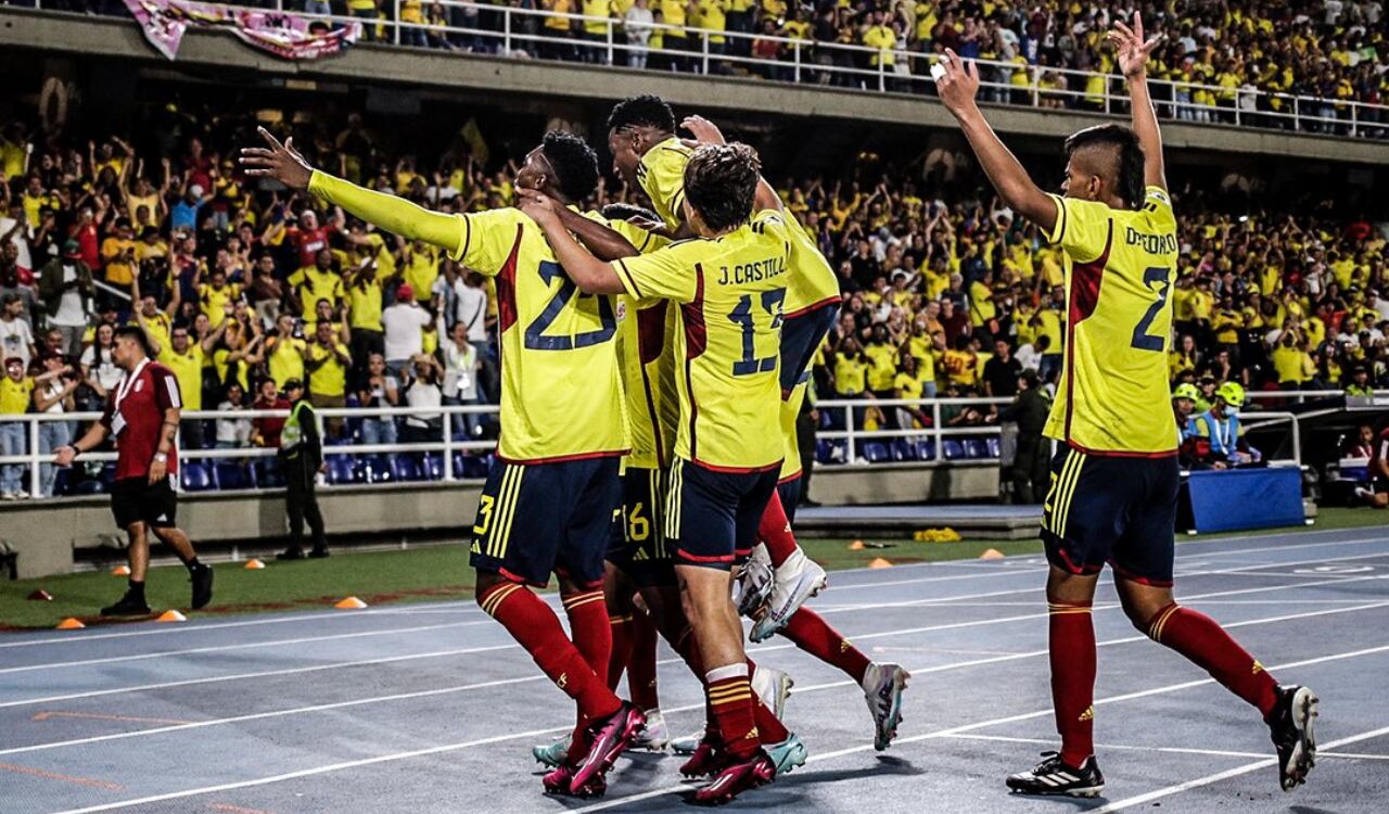 Selección Colombia tiene que ganar sí o sí ante Brasil para seguir con vida en el torneo.