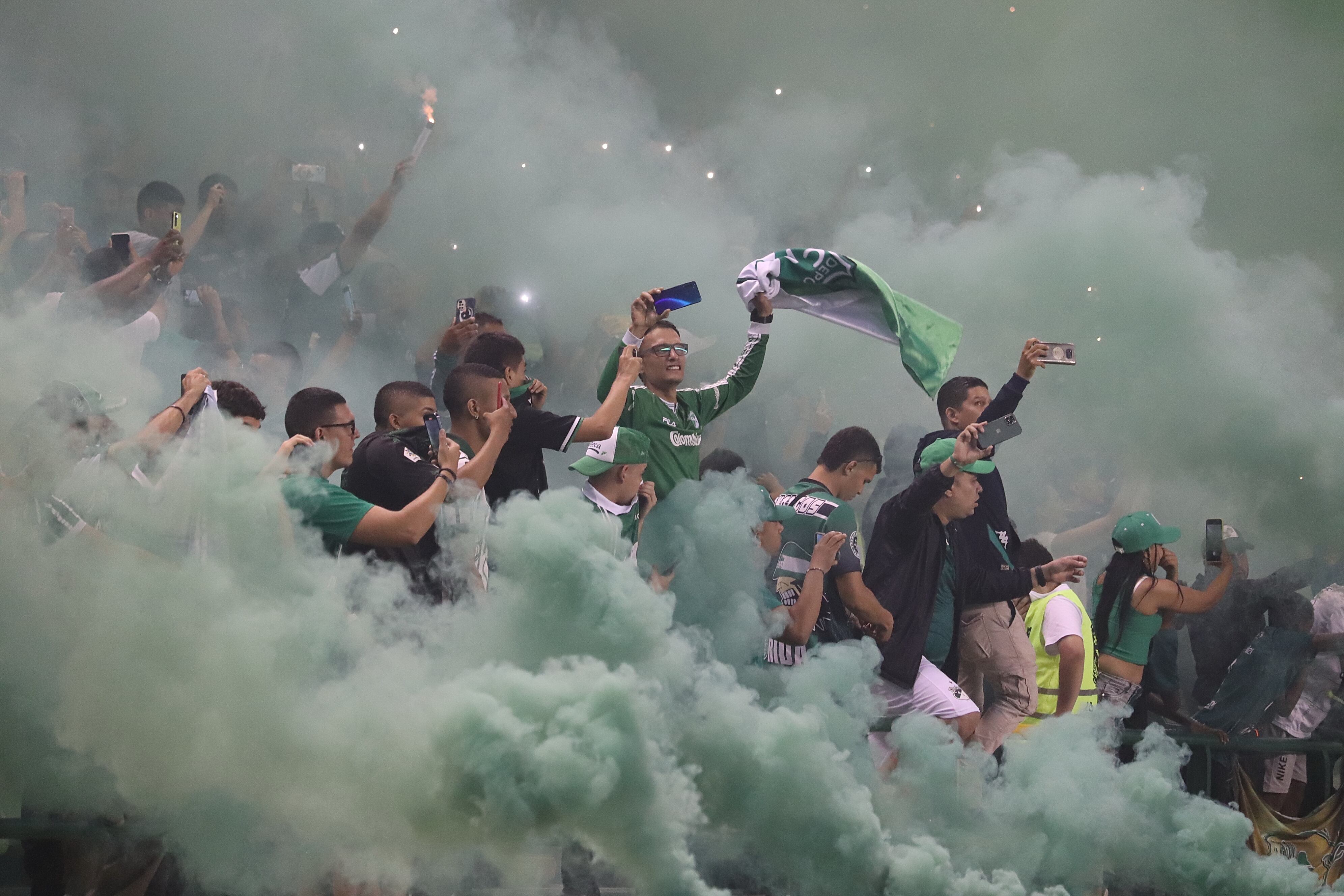 Especial Cali y Valle del Cauca, Editorial América y Deportivo Cali