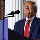 Donald Trump cumplió 77 años el mismo día que fue inculpado en un juzgado de Miami