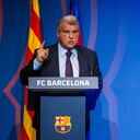 Joan Laporta da su discurso frente al senado del FC Barcelona.