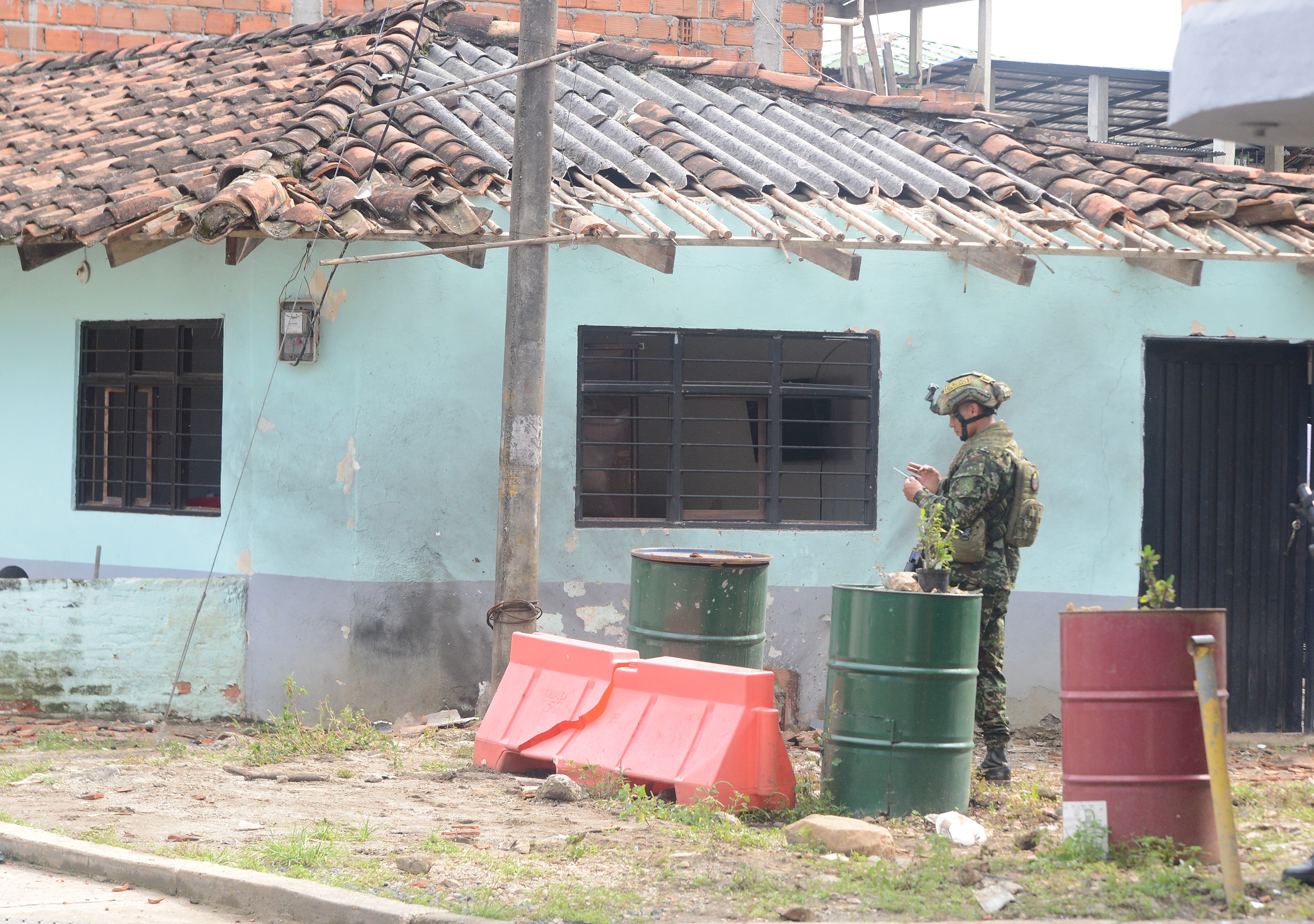 Cali: Atentado a subestación de policía de Potrerito en Jamundí. foto José L Guzmán. EL País