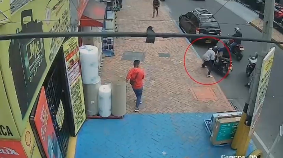 Capturan a joven que hirió a un ciudadano para robarle una cadena de 9 millones de pesos en Suba.