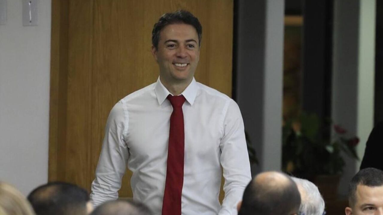 Alcalde Daniel Quintero Calle da indicios sobre concierto de RBD en Medellín.