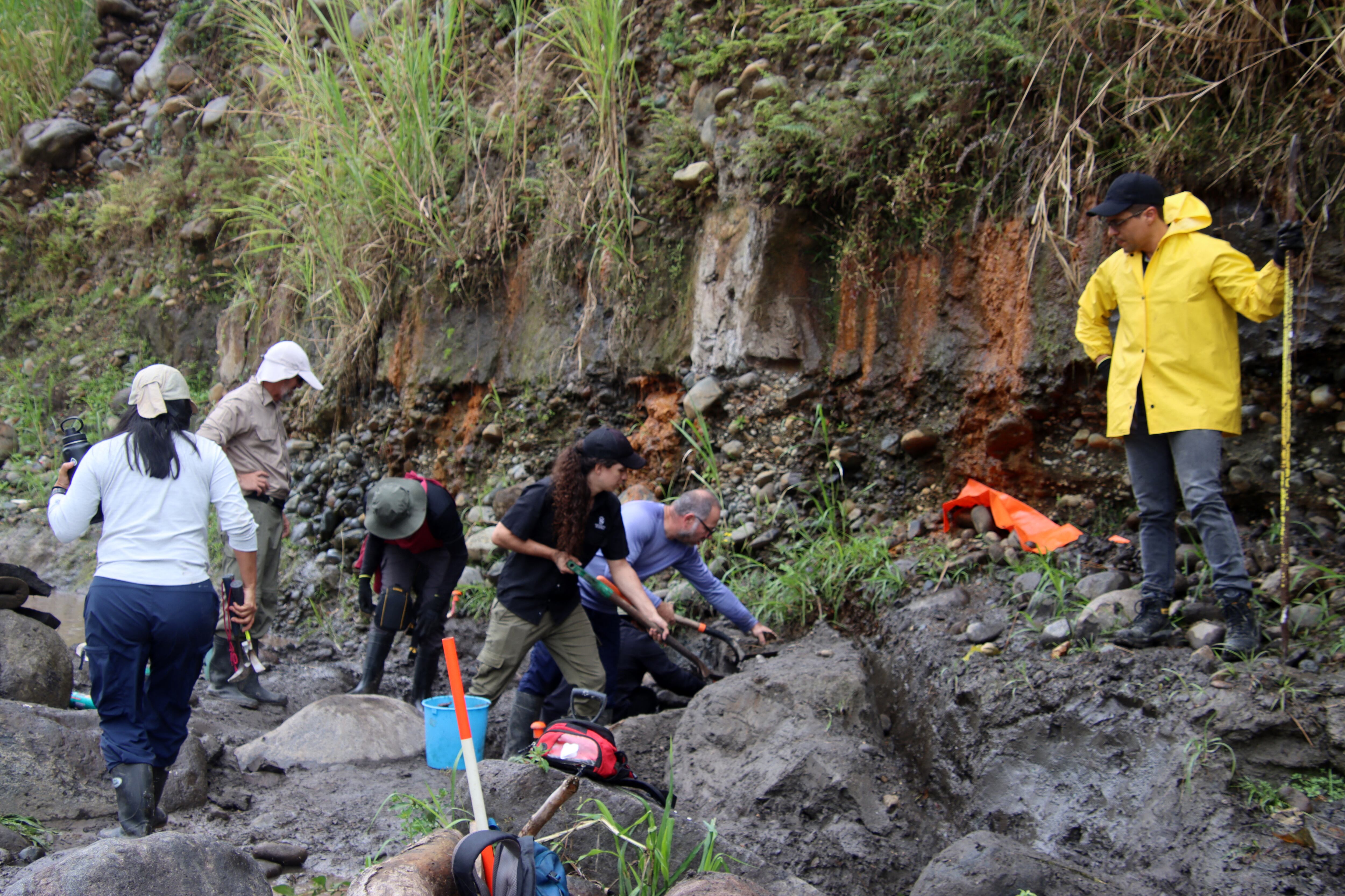 Análisis del terreno y capas de sedimentación permitieron estimar la edad de los hallazgos.