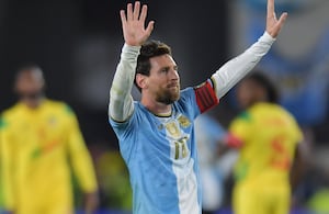 Lionel Messi contra Benín